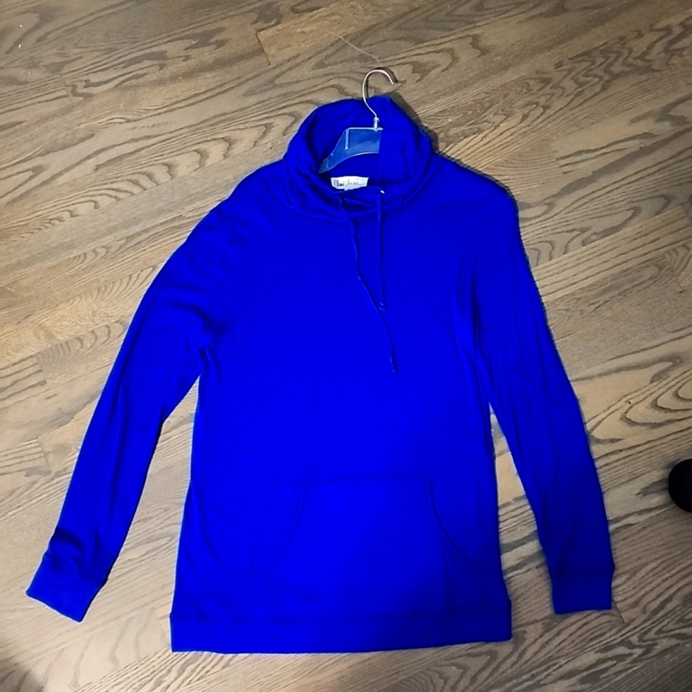 Blue top